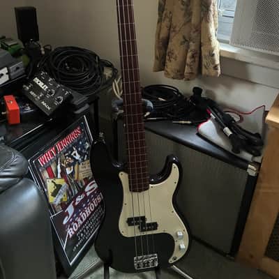 Fender USA Fretless Precision Bass 1996 - Black image 13