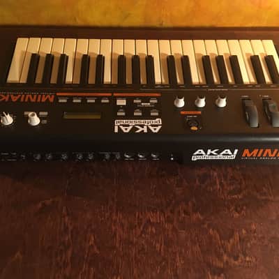 Akai Miniak 2010s - Black image 3