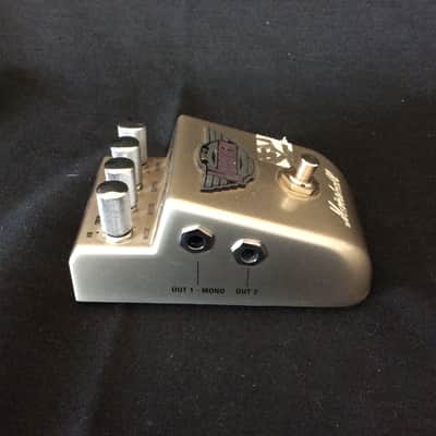 Marshall VT-1 Vibratrem Vibrato and Tremolo Pedal Used by Nils Lofgren image 4