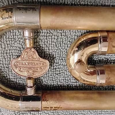 Holton C-602 Collegiate 1971 - laquered brass image 16