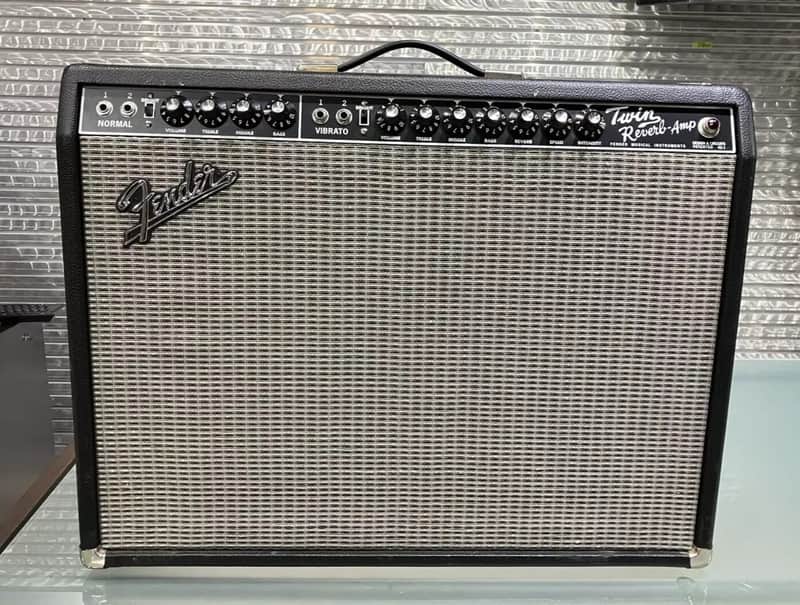 Fender '65 Twin Reverb 2x12-inch 85 Watt Tube Combo Amp Black image 1