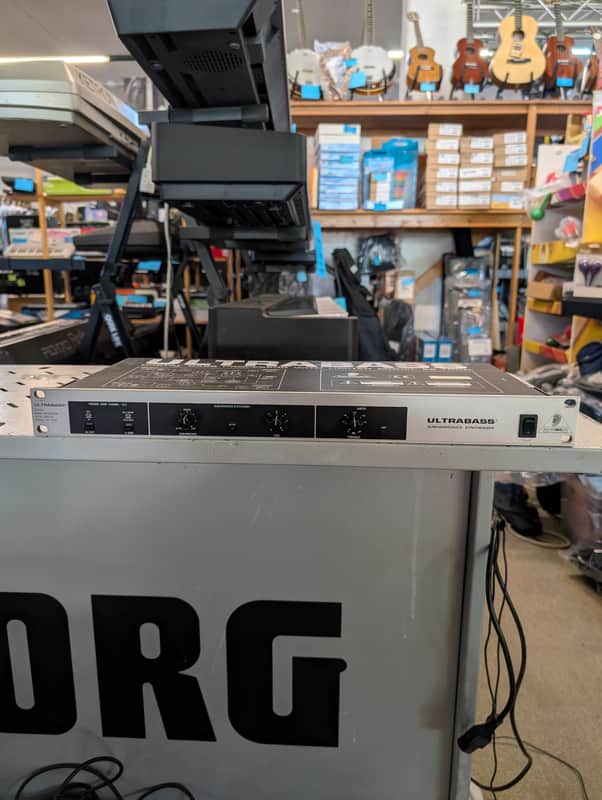 Behringer Ultrabass EX1000 Bild 1
