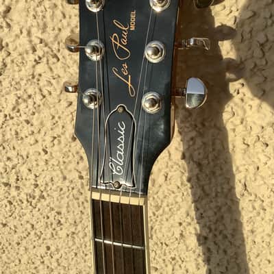 Gibson Les Paul Classic 2018 - Pelham Blue image 2