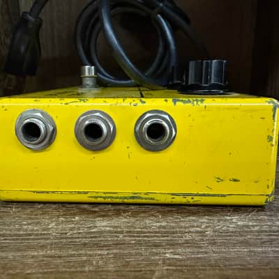 MXR MX-134 Stereo Chorus 1981 - Yellow image 6