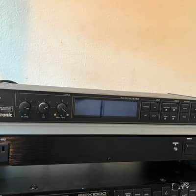 TC Electronic M-One XL 2010s - Black image 5