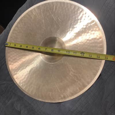 Paiste Giant Beat 15” Top hi hat cymbal 897 grams - Brilliant image 8