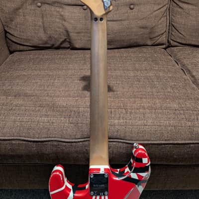 EVH Striped Series Frankie 2020 - Present - Red / White / Black Stripes Relic image 4