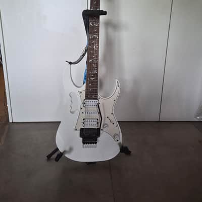 Ibanez JEM Junior Steve Vai 2022 - White image 1