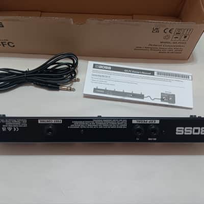 BOSS GA-FC (C) Foot Controller for hands-free control of BOSS/Roland Guitar/Bass - BRAND NEW image 4