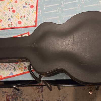 Guild Vintage hardshell 1960's - black image 1