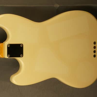FENDER Mustang Bass MB'98-70 SD Short Scale "1st reissue" 1998 - VWhite - Japan Import image 5