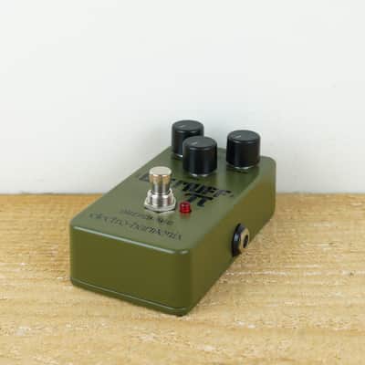 Electro-Harmonix Green Russian Big Muff Distortion/Sustainer Reissue image 2