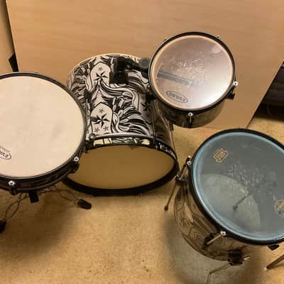 First Act MD7014 drums Evans heads, snare, kick, 1 rack and 1 floor tom image 1