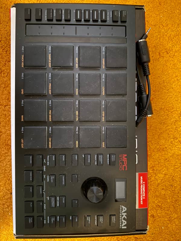 Akai MPC Studio Music Production Controller 2021 - Present - Black Bild 1