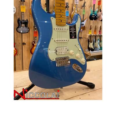 Fender American Professional Classic Stratocaster HSS, Maple Fingerboard, Faded Lake Placid Blue image 8