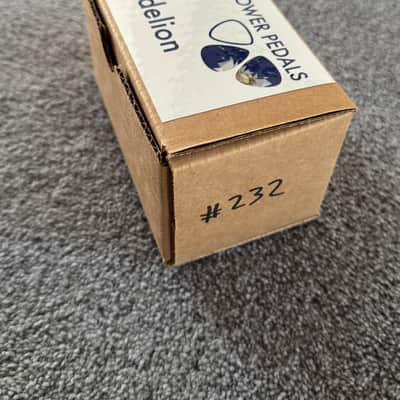 Flower Pedals Dandelion Tremolo 2021 Limited Edition Reverse Colorway image 7