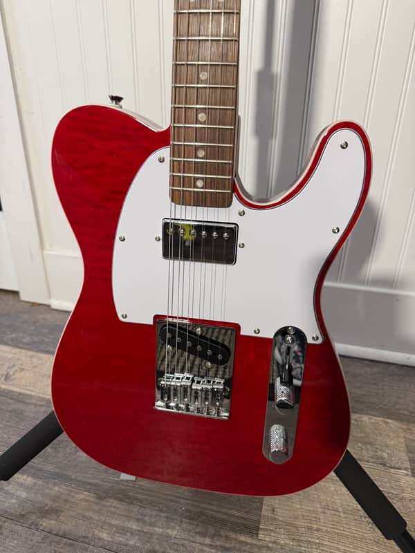 Squier Affinity Telecaster FMT SH 2024 - Present Crimson Red Transparent image 1