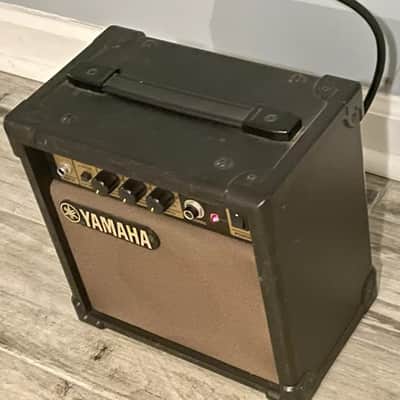 Yamaha GA-10 Guitar Amplifier 10W Solid State Portable Practice Amp - Tested & Sounds Great image 3