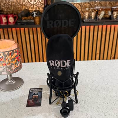 Rode NT2-A Studio Solution Set - RØDE NT2-A Multi-Pattern Condenser Microphone w/ SM6 Shock Mount & Pop Filter image 6