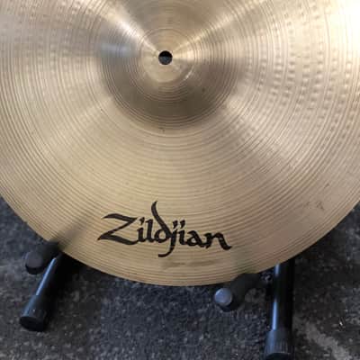 Zildjian 18" A Series Rock Crash Cymbal image 3