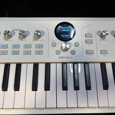 Arturia AstroLab 37-Key Stage Keyboard 2025 - Present - White image 4