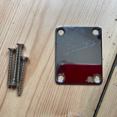 Squier Stratocaster Guitar Neckplate + Screws Affinity 2001 image 1