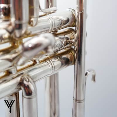 Bach Mt Vernon L Bore 25 Stradivarius Bb Trumpet 1960 - Silver image 5