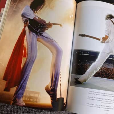 RED SPECIAL Book / Libro BRIAN MAY'S RED SPECIAL. LA HISTORIA DE LA GUITARRA CASERA QUE SACUDIÓ A Q image 5