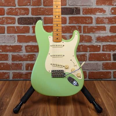 Fender Vintage Reissue 1957 Stratocaster Surf Green 1988 w/OHSC image 4