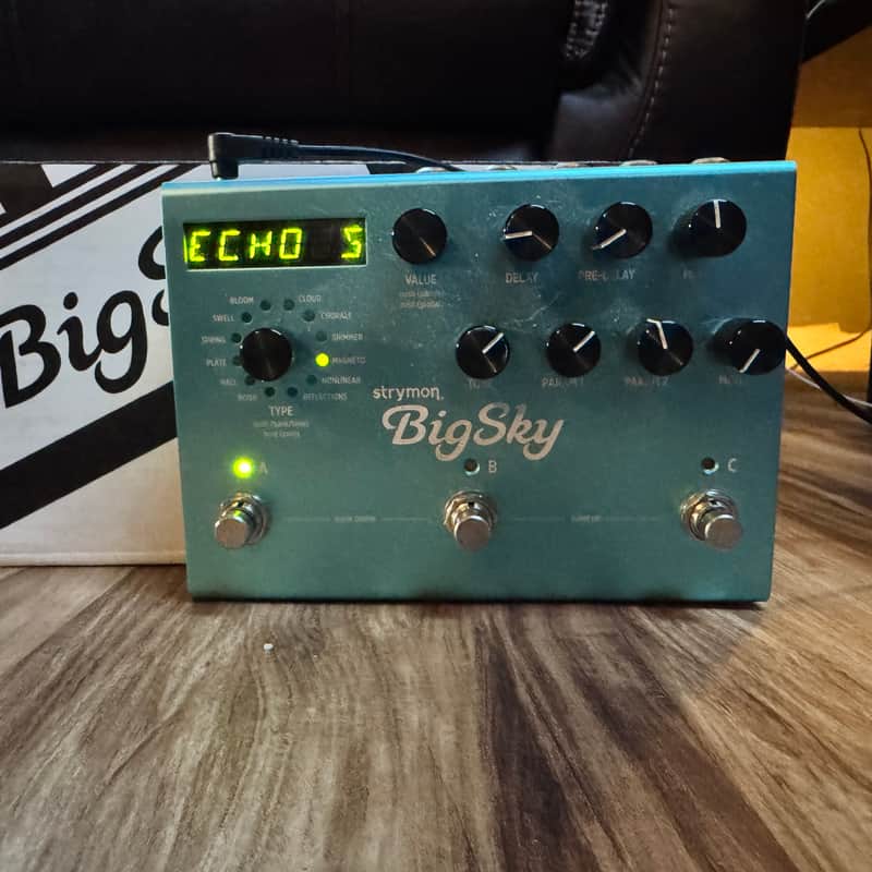 Strymon Big Sky Reverb w/Box
