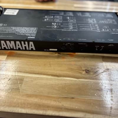 Yamaha G50 Guitar Midi Converter