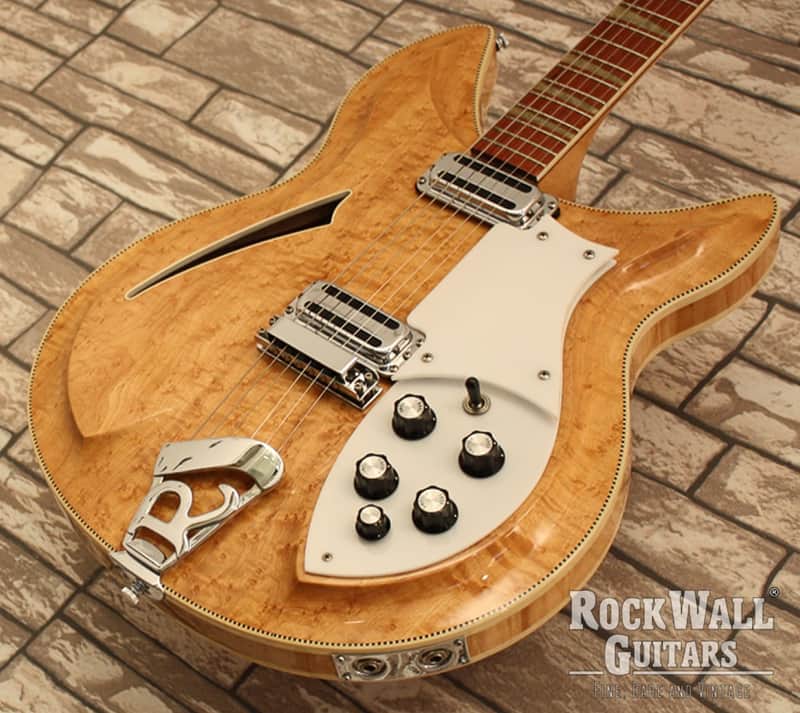 Rickenbacker  381  1989 - Mapleglo image 1