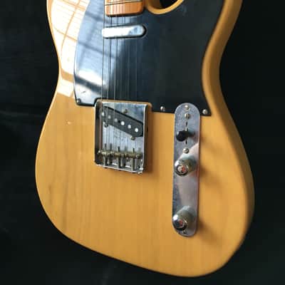 Fender American Vintage '52 Telecaster Butterscotch Blonde 2000s image 2