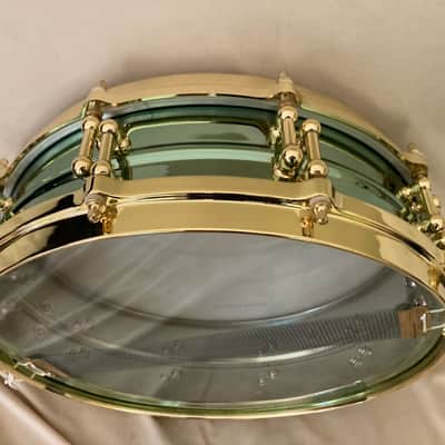 Ludwig LW0414CP Carl Palmer "Venus" Signature 3.7x14" Brass Piccolo Snare Drum 2010s - Green Lacquer over Brass image 5