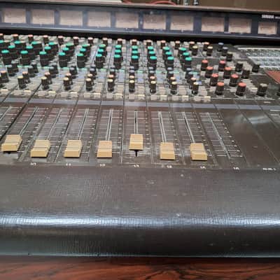 Yamaha  RM1608  Recording mixer image 4