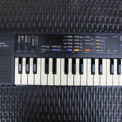 Realistic Concertmate 500 (Casio SK-1 rebrand) 32-Key Sampling Keyboard 1986 - Black