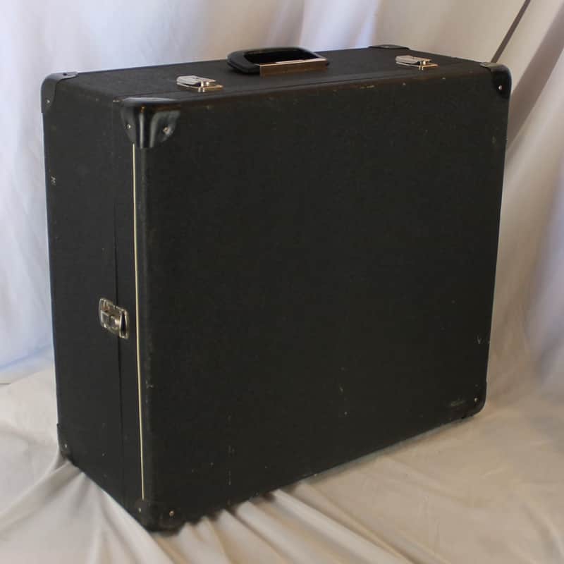 Italian Black Hard Case for Accordion 21.25" x 18.50" x 10.50" (54cm x 47cm x 26.75cm) image 1