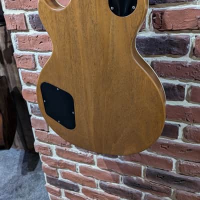 Gibson Kirk Hammett "Greeny” Les Paul Standard﻿﻿ - Greeny Burst image 8