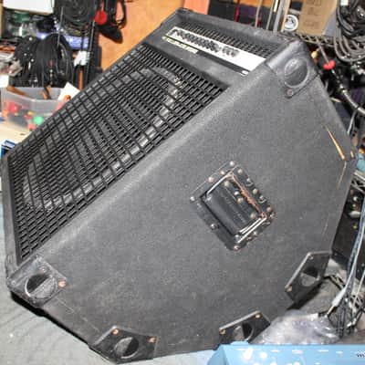Gallien-Krueger 400RB-115 Combo/ 250 Watts Single 15" with Kick Back Cabinet image 11