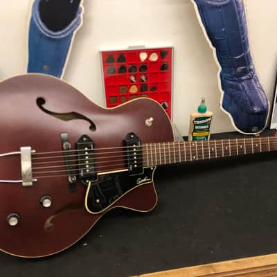Godin 5th Avenue CW Kingpin II P90 2010's - Burgundy image 1