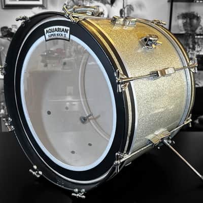 Ludwig No. 996-1 Club Date Outfit Drum Set (8x12"/14x14"/14x20") w/ Keystone Badges 1967 - Silver Sparkle image 17