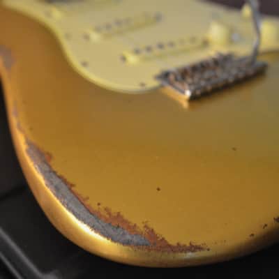 American Standard Fender Stratocaster Custom Relic Gold Sparkle image 6