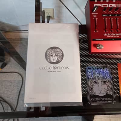 Electro-Harmonix POG3 Polyphonic Octave Generator - Red image 5