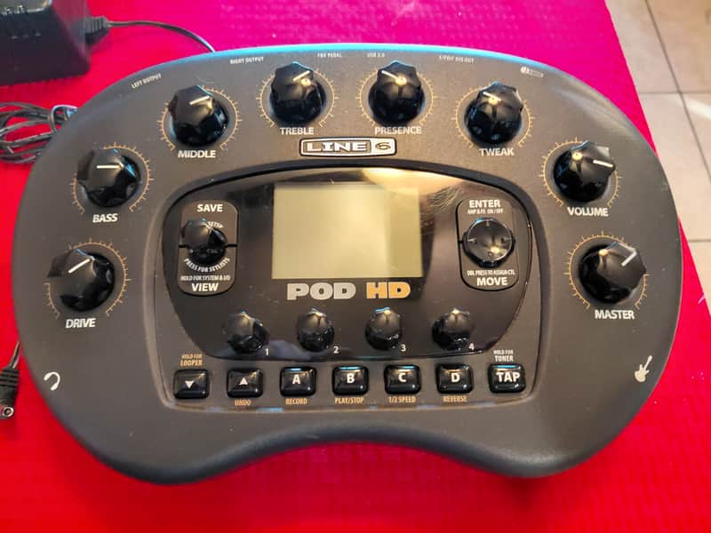 Line 6 POD HD Multi-Effect and Amp Modeler | Reverb