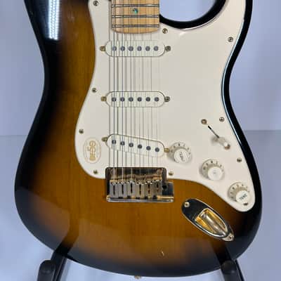 Fender 50th Anniversary American Deluxe Stratocaster 2004 - Sunburst image 7