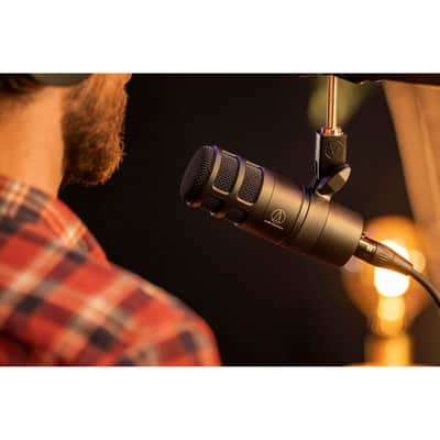 Audio-Technica AT2040 Hypercardioid Dynamic Podcast Microphone with Desktop Microphone Stand and XLR Cable image 3