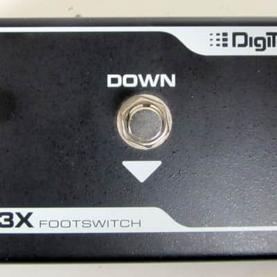 Used DigiTech FS3X 3 Button Footswitch VGC image 2