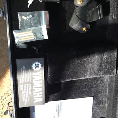 Yamaha CV 820 WB Wes Borland Signature Semihollow black image 13