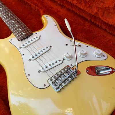1987 Fender American Vintage '62 Stratocaster Olympic White (Early Corona Production AV62 - AVRI '62). image 8