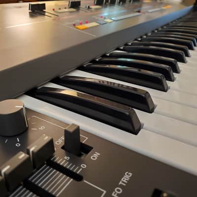 MUST SEE!!! ROLAND JUNO 106 FULLY RESTORED/SERVICED, IN AMAZING CONDITION!!! image 10